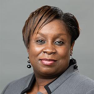 April Heyward Headshot