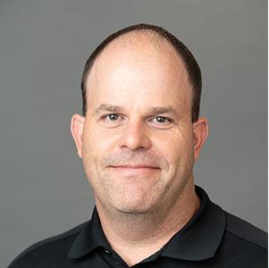 Mark Seagraves Headshot
